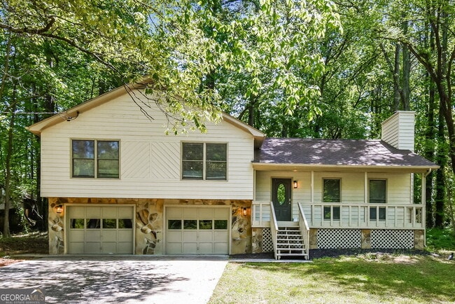 property at 2984 Leasa Ct