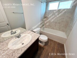 13814 Whisper Bnd in San Antonio, TX - Foto de edificio - Building Photo