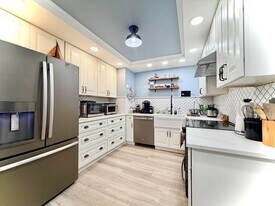 11584 Winchester Dr in Palm Beach Gardens, FL - Building Photo