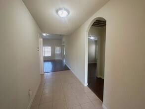 609 Canoe Way in Crowley, TX - Building Photo - Building Photo