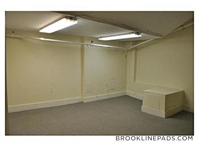 63 Parkman St in Brookline, MA - Building Photo