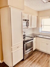 14 Richards Courts in La Marque, TX - Building Photo - Building Photo