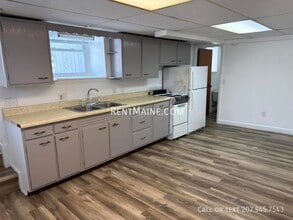 36 3rd St in Bangor, ME - Building Photo - Building Photo