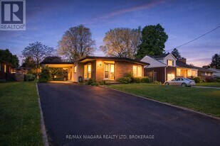 3577 Marlborough Pl in Niagara Falls, ON - Building Photo