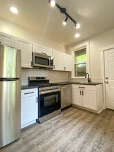 1535 Fallowfield Ave in Pittsburgh, PA - Building Photo - Building Photo