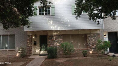 1627 W Hazelwood St in Phoenix, AZ - Building Photo - Building Photo