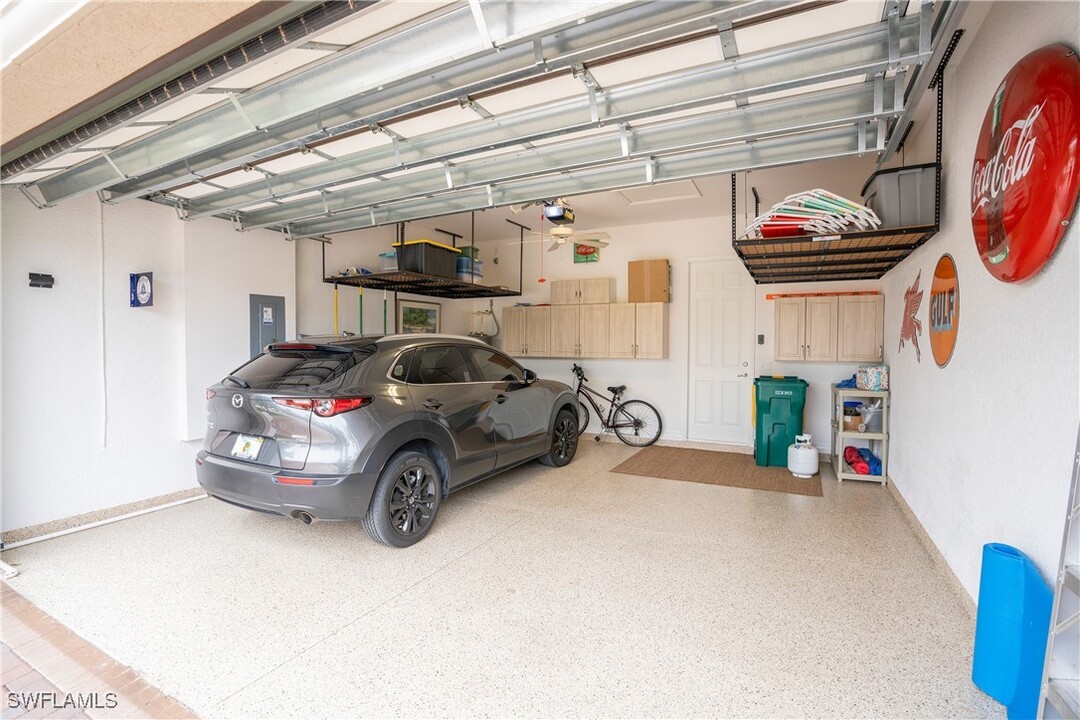 13628 Mandarin Cir in Naples, FL - Building Photo