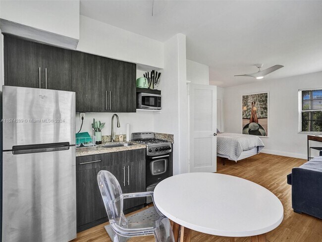 property at 7143 Bonita Dr