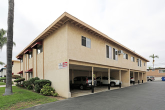 12602 Sunswept Ave in Garden Grove, CA - Foto de edificio - Building Photo