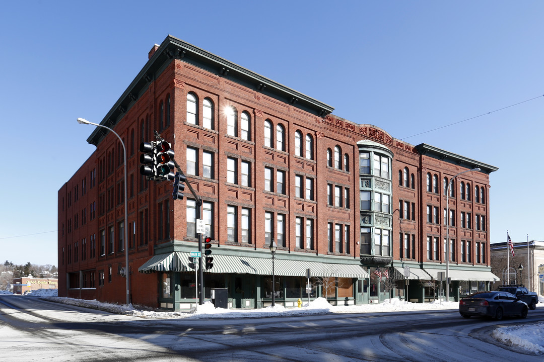 Pequoig House in Athol, MA - Building Photo