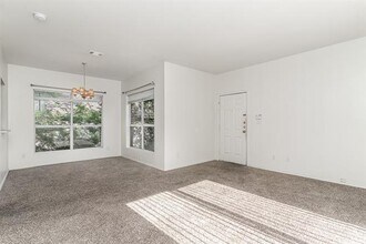 3329 Rosedale Ave in Dallas, TX - Building Photo - Building Photo