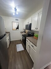 4631 Williams Rd in Benbrook, TX - Building Photo - Building Photo