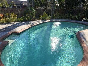2385 SW Mountwell St in Port St. Lucie, FL - Building Photo - Building Photo