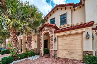 3962 Devenshire Ct in Coconut Creek, FL - Foto de edificio - Building Photo