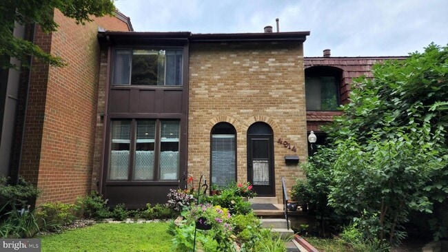 property at 4914 Herkimer St