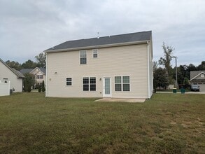 2040 Perrin Ct in Winston-Salem, NC - Building Photo - Building Photo