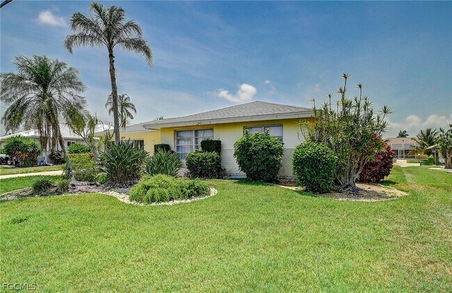 5306 SW 2nd Ave in Cape Coral, FL - Building Photo - Building Photo