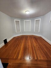 51 Fellsway E, Unit 3 in Malden, MA - Building Photo - Building Photo
