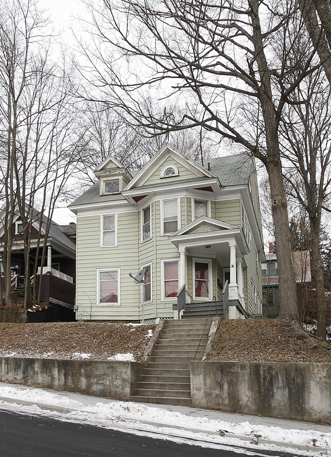 43 Spruce St in Oneonta, NY - Foto de edificio - Building Photo