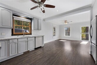 89 Hillside Ave in Mt Kisco, NY - Building Photo - Building Photo