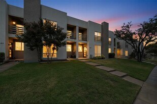 9467 Timberleaf Dr in Dallas, TX - Building Photo