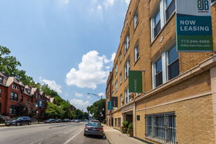 828 W. Fullerton Apartments