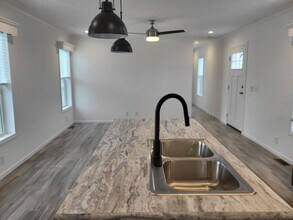 140 Flamingo Dr in Beecher, IL - Building Photo - Building Photo