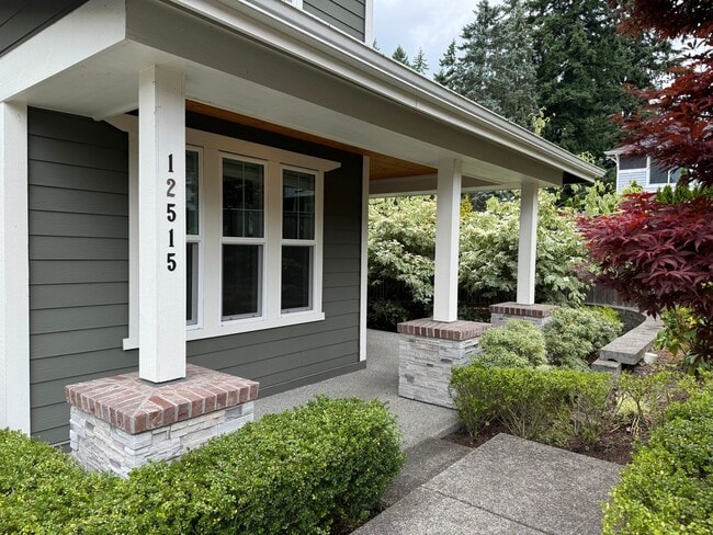 12515 78th Ln NE in Kirkland, WA - Building Photo - Building Photo
