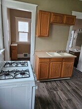 218 E 9th St in Waterloo, IA - Building Photo - Building Photo