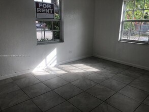 146 NW 56th St in Miami, FL - Building Photo - Building Photo