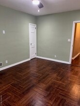 1270 White Plains Rd in Bronx, NY - Building Photo - Building Photo