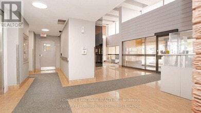 177 Linus Rd in Toronto, ON - Building Photo - Building Photo