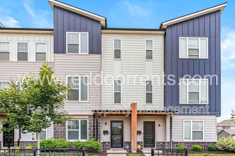 2936 W New York St in Indianapolis, IN - Foto de edificio