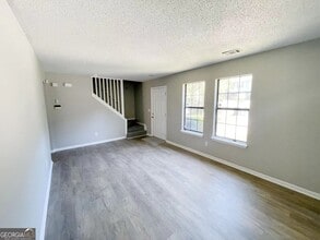 4030 Laurie Jo Dr SW in Marietta, GA - Building Photo - Building Photo