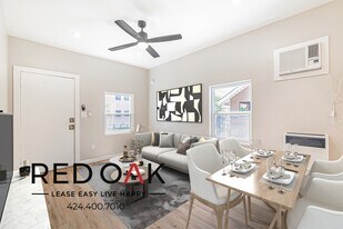 819 N Madison Ave in Los Angeles, CA - Building Photo