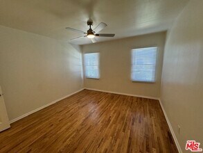 2107 Oak St in Santa Monica, CA - Building Photo - Building Photo