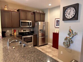 6434 Baytown Dr in Sarasota, FL - Building Photo - Building Photo