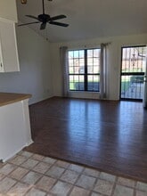 1858 Queensbridge Cir, Unit 1858 in Indianapolis, IN - Building Photo - Building Photo