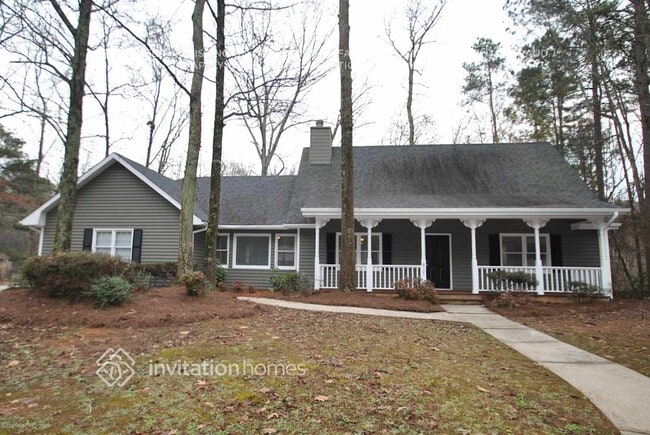 property at 4721 W Lake Dr SE