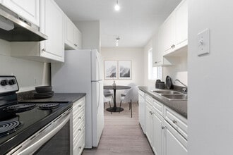 Habitat Village in Edmonton, AB - Building Photo - Building Photo