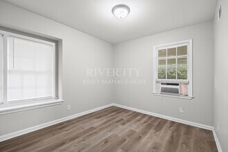 1381 Laudeen Dr in Memphis, TN - Building Photo - Building Photo