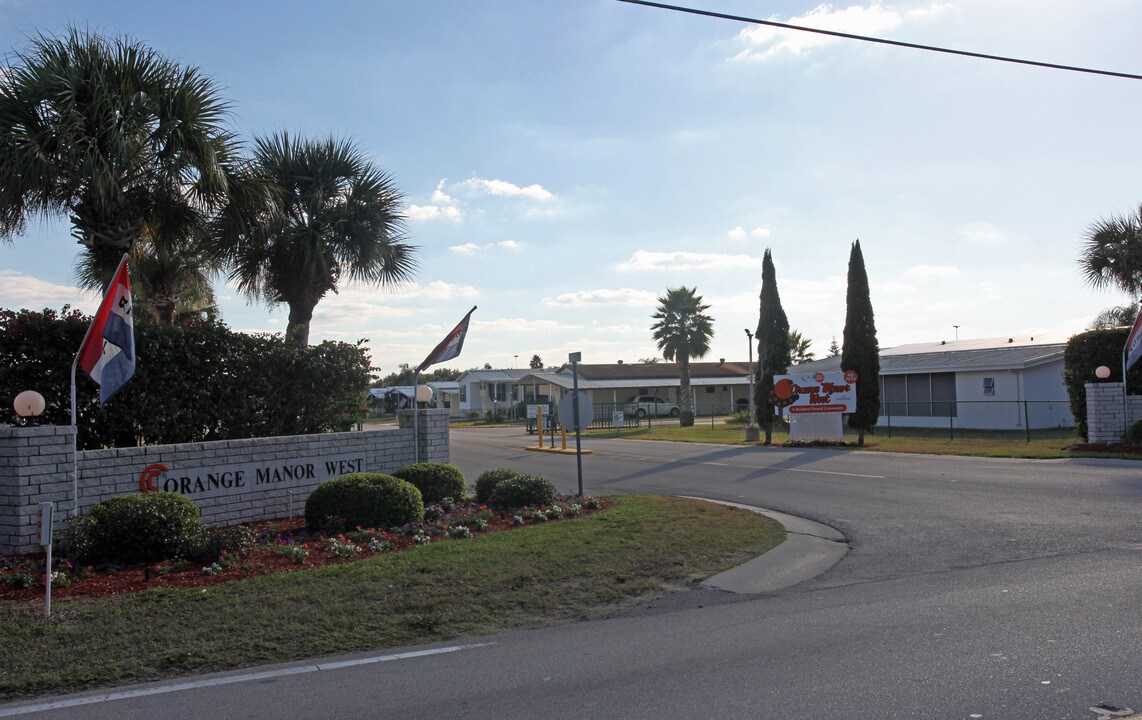 3300 Eloise Loop Rd in Winter Haven, FL - Foto de edificio