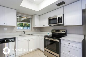 12287 Mallory Dr in Largo, FL - Building Photo - Building Photo