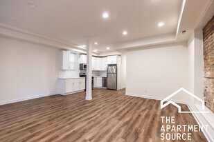 2112 N Campbell Ave, Unit GDN in Chicago, IL - Building Photo