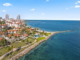 19133 Fisher Island Dr in Miami, FL - Building Photo