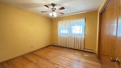 5219 N Bernard St in Chicago, IL - Building Photo - Building Photo