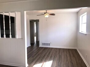 703 Pleasant Manor Ave in Burleson, TX - Building Photo - Building Photo