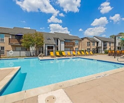 Mustang on the Trail in Kingwood, TX - Building Photo