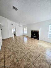 9104 Quiet Cove Way in Las Vegas, NV - Building Photo - Building Photo