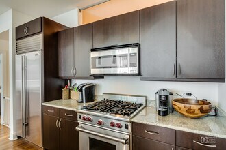 525 Kedzie St in Evanston, IL - Building Photo - Building Photo